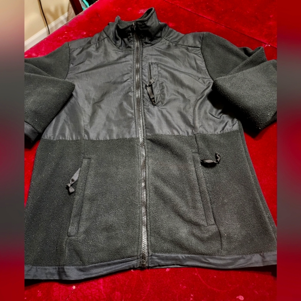 Zena Sport Fleece / Jacket - Picture 3 of 10